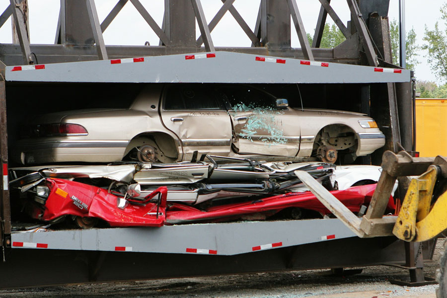 altes Schrottauto verkaufen Schrottauto